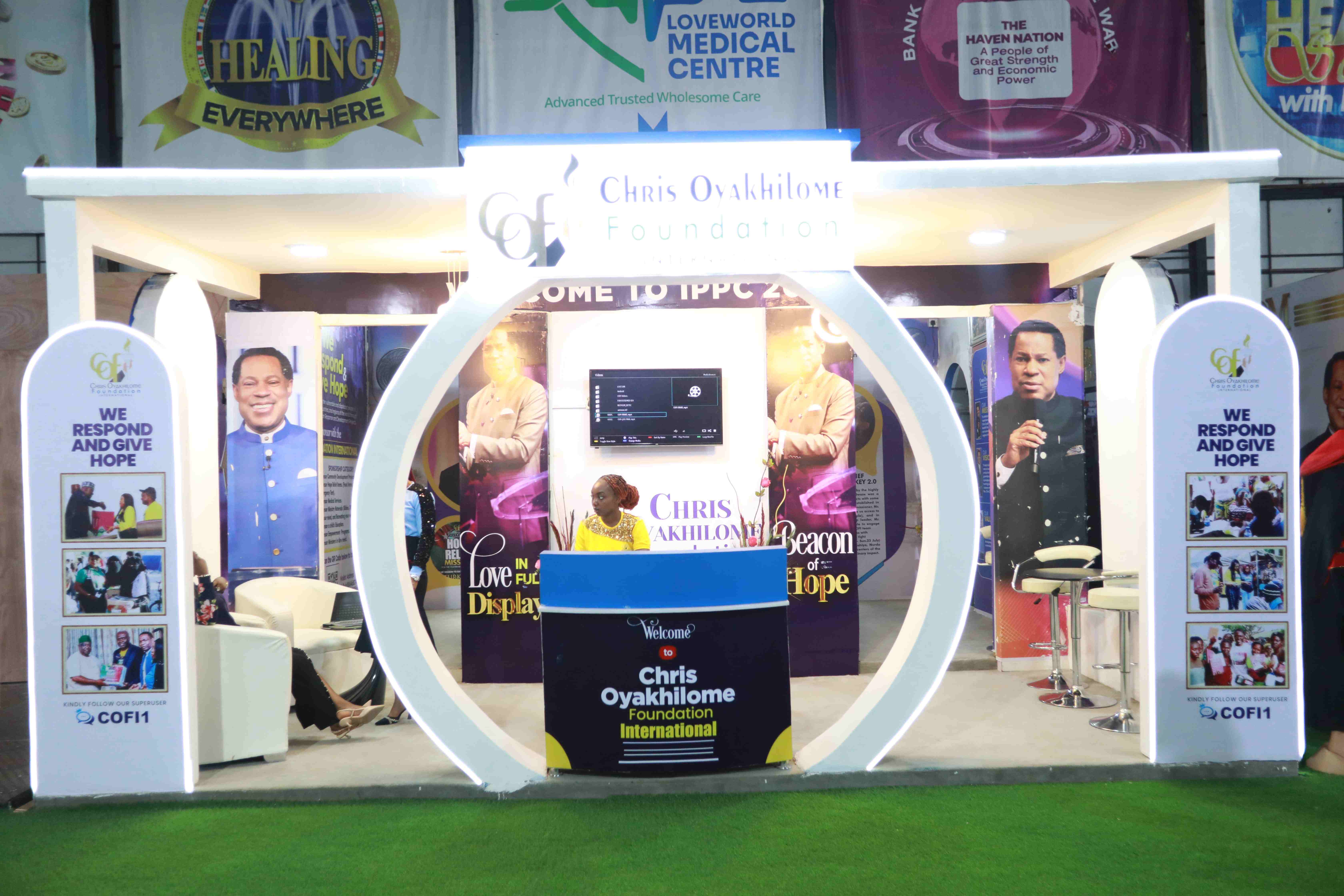 Foundation booth with visitors